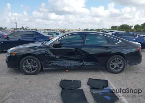 2023 Honda Accord Ex z USA, uszkodzony, nr VIN 1HGCY1F31PA001077